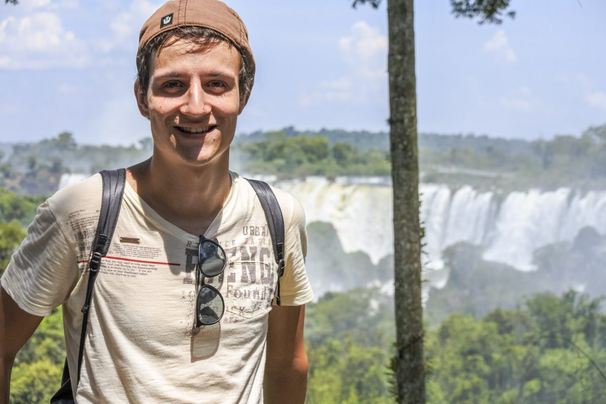 Michael bei den Iguazú-Wasserfällen