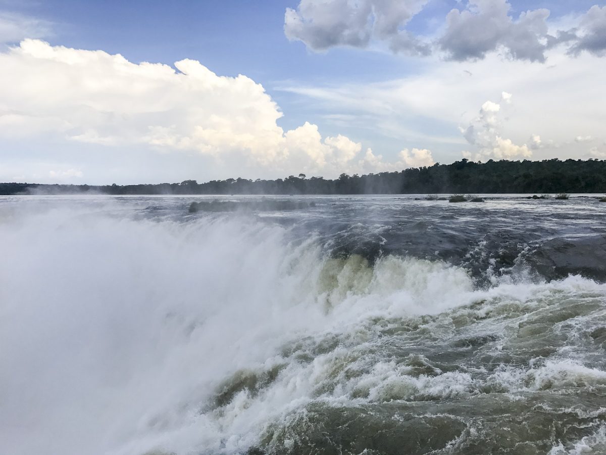 Devils Throat Iguazú-Wasserfälle